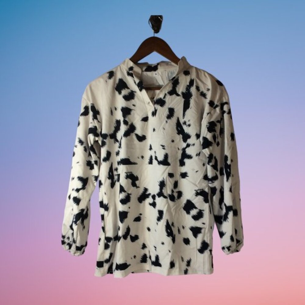La Mode Black and White Blouse Size Medium